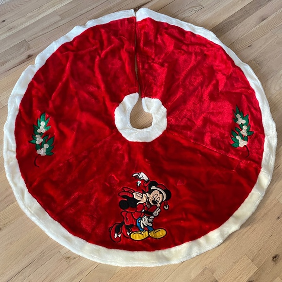 Vintage Plush Disney Tree skirt - Picture 1 of 1